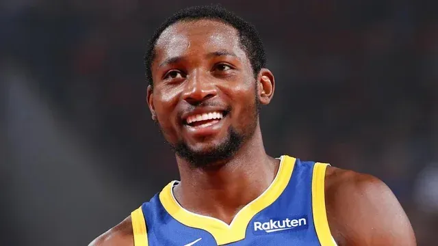 体育资讯-格林：希望库明加能成为我们都认为他能成为的那种球员